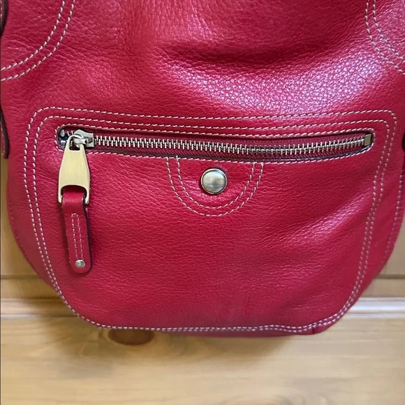 B. Makowsky  Red Leather Crossbody Bag - Picture 2 of 15